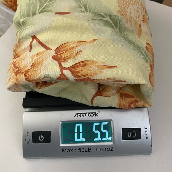 Vintage Tommy Bahama Silk Yellow Hawaiian Shirt size‎ small - Picture 9 of 9